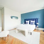 Elegant 4 Bedroom Spacious And Decorated