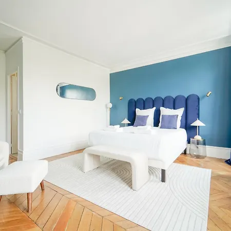Elegant 4 Bedroom Spacious And Decorated